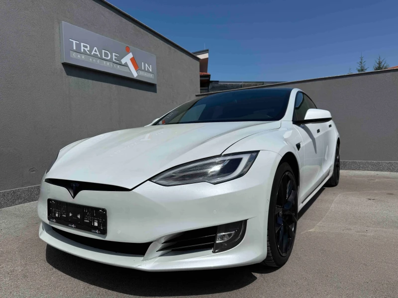 Tesla Model S LONG RANGE  RAVEN
