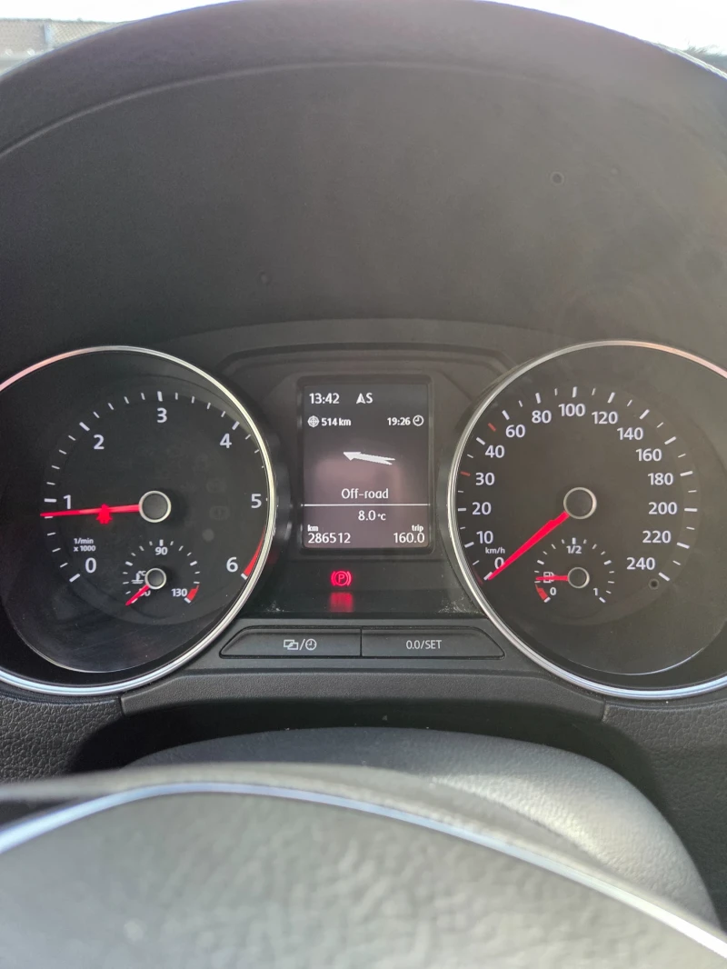 VW Polo, снимка 8 - Автомобили и джипове - 52806690