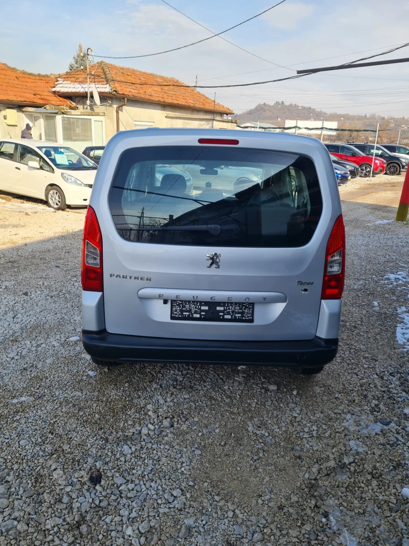 Peugeot Partner 1.6HDI 92к.с. 7местен , снимка 2 - Автомобили и джипове - 53356354
