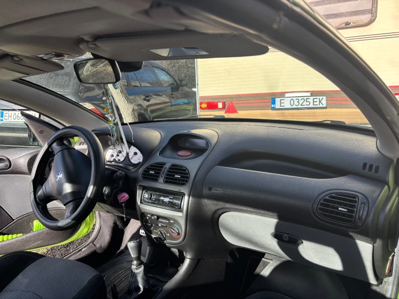 Peugeot 206 сс, снимка 8 - Автомобили и джипове - 53445863