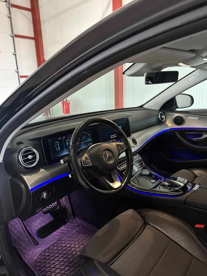 Mercedes-Benz E 200, снимка 5 - Автомобили и джипове - 53492046