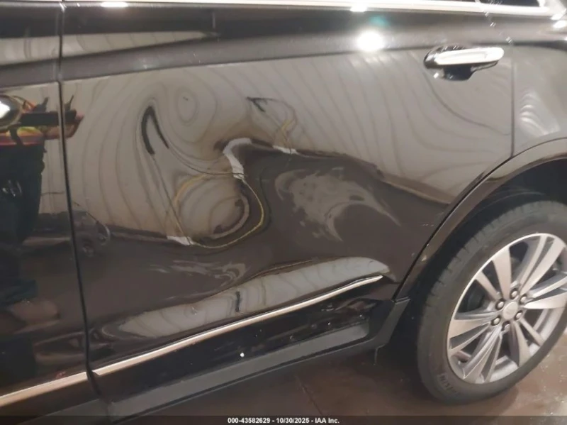 Cadillac XT5 2l Awd Premium Luxury, снимка 6 - Автомобили и джипове - 53518775