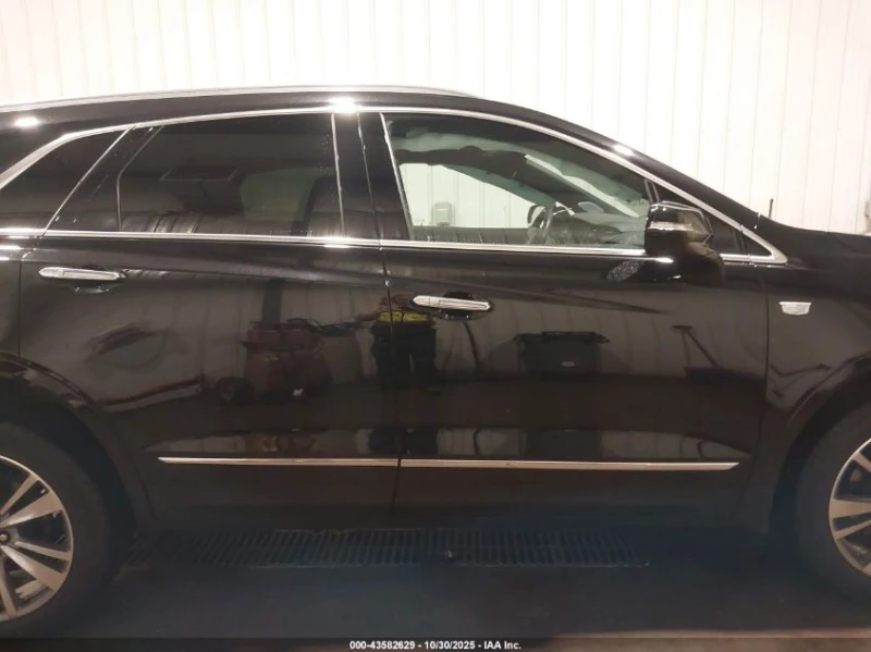 Cadillac XT5 2l Awd Premium Luxury, снимка 13 - Автомобили и джипове - 53518775