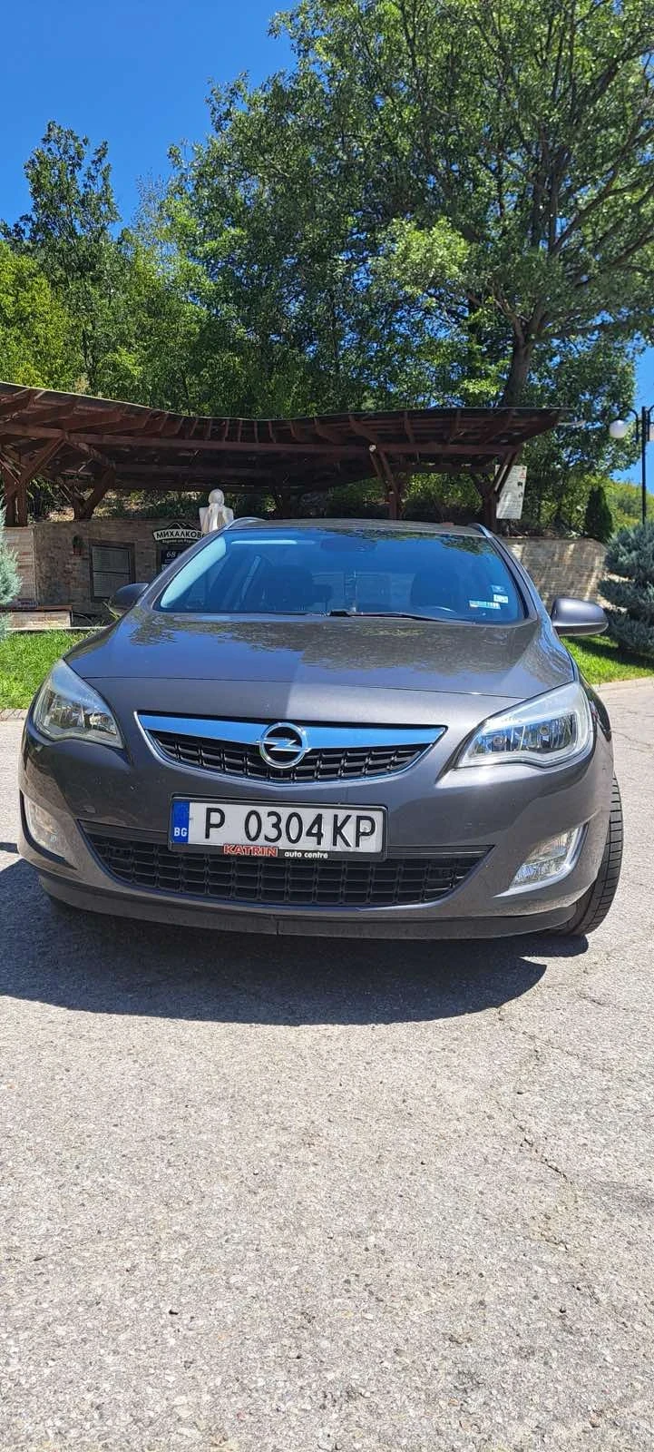 Opel Astra SportTourer, снимка 2 - Автомобили и джипове - 48966522