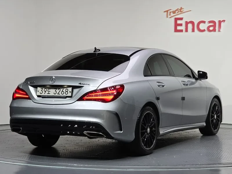 Mercedes-Benz CLA 2.5, снимка 2 - Автомобили и джипове - 54287779