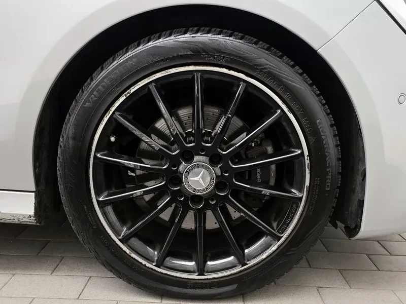 Mercedes-Benz CLA 2.5, снимка 5 - Автомобили и джипове - 54287779