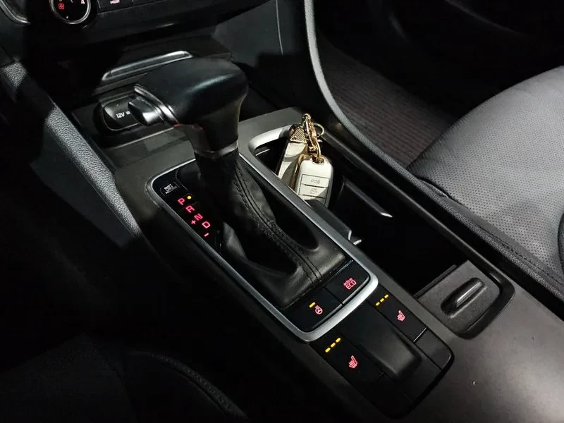 Kia K5  2.0 Lpi Luxury, снимка 9 - Автомобили и джипове - 55736367