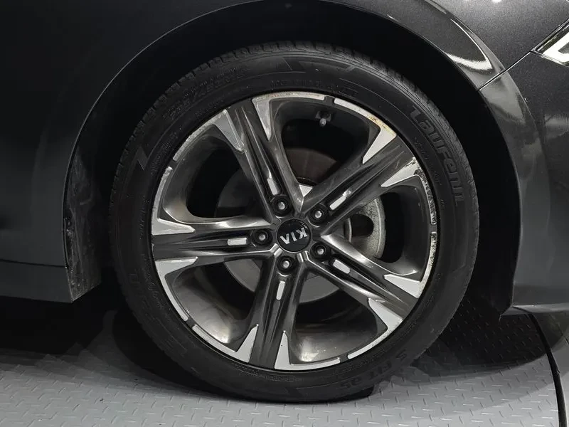 Kia K5 2.0 Prestige, снимка 5 - Автомобили и джипове - 55739444