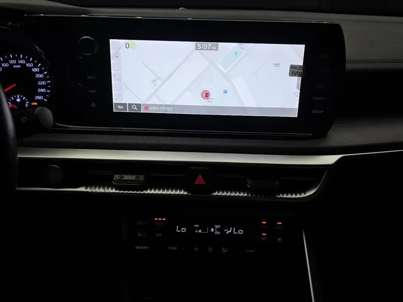 Kia K5 2.0 Prestige, снимка 15 - Автомобили и джипове - 55739444