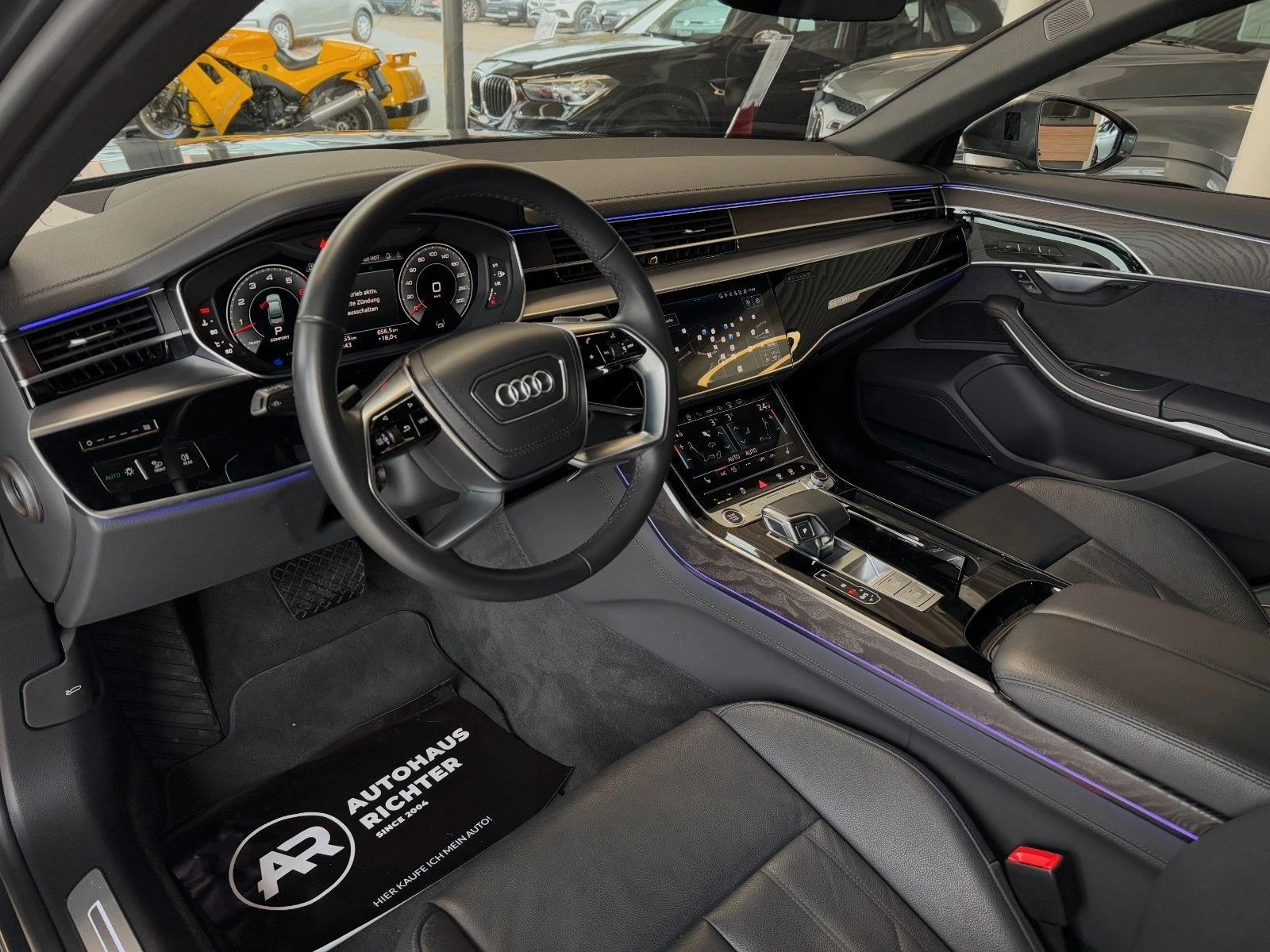 Audi A8 55 TFSI/ QUATTRO/ S-LINE/ B&O/MATRIX/ 360/HEAD UP/ - изображение 10