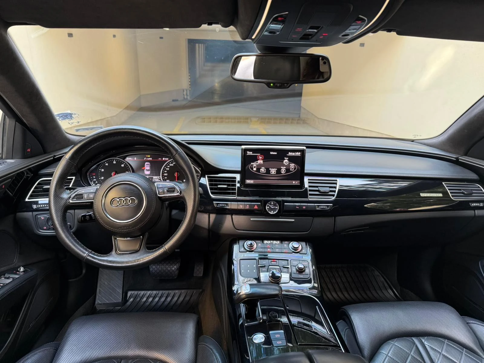 Audi A8 4.2 FSI V8 quattro - изображение 3