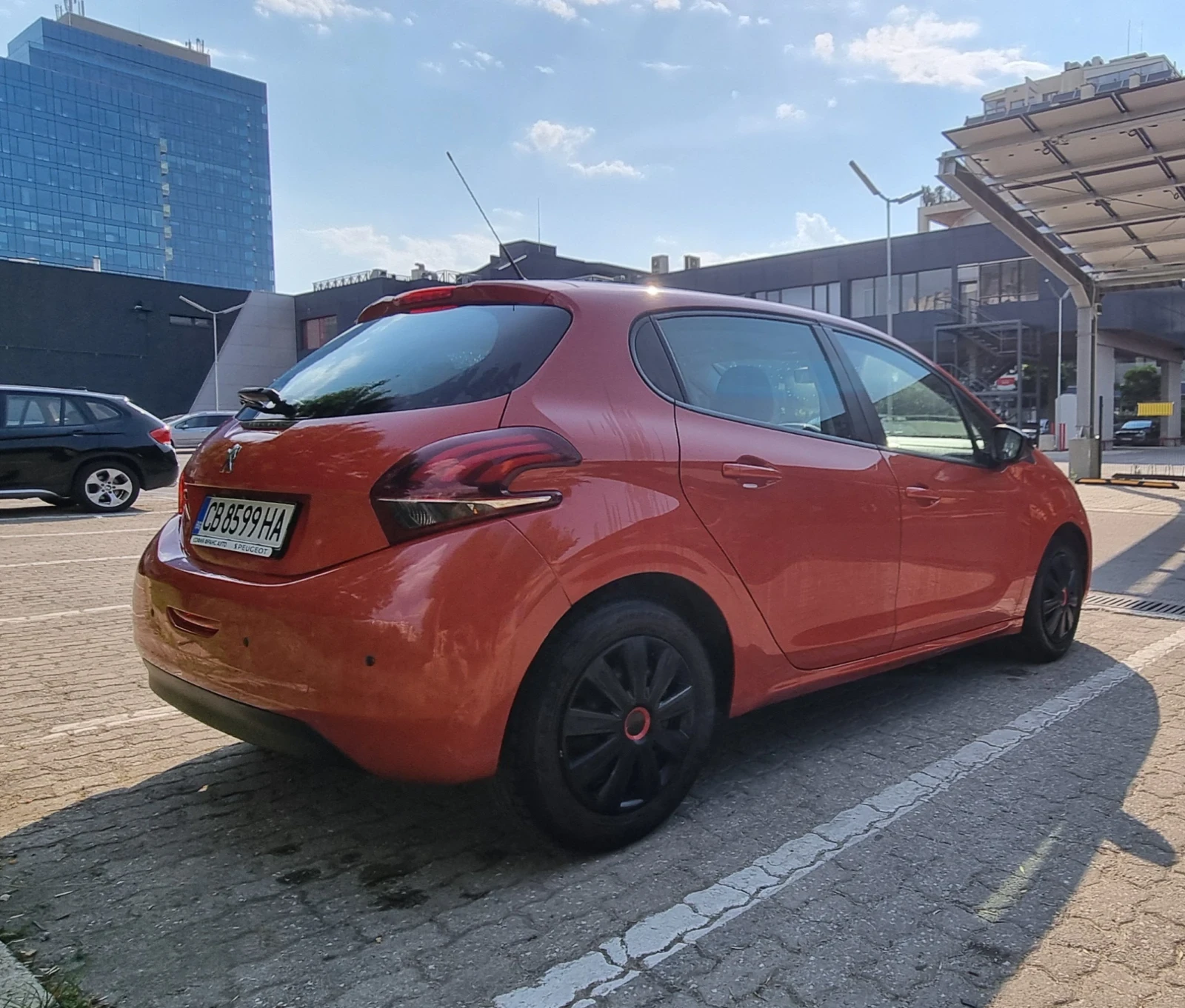 Peugeot 208  - изображение 5