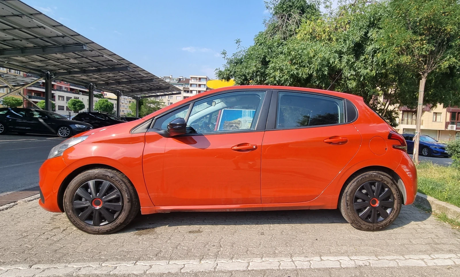 Peugeot 208  - изображение 3