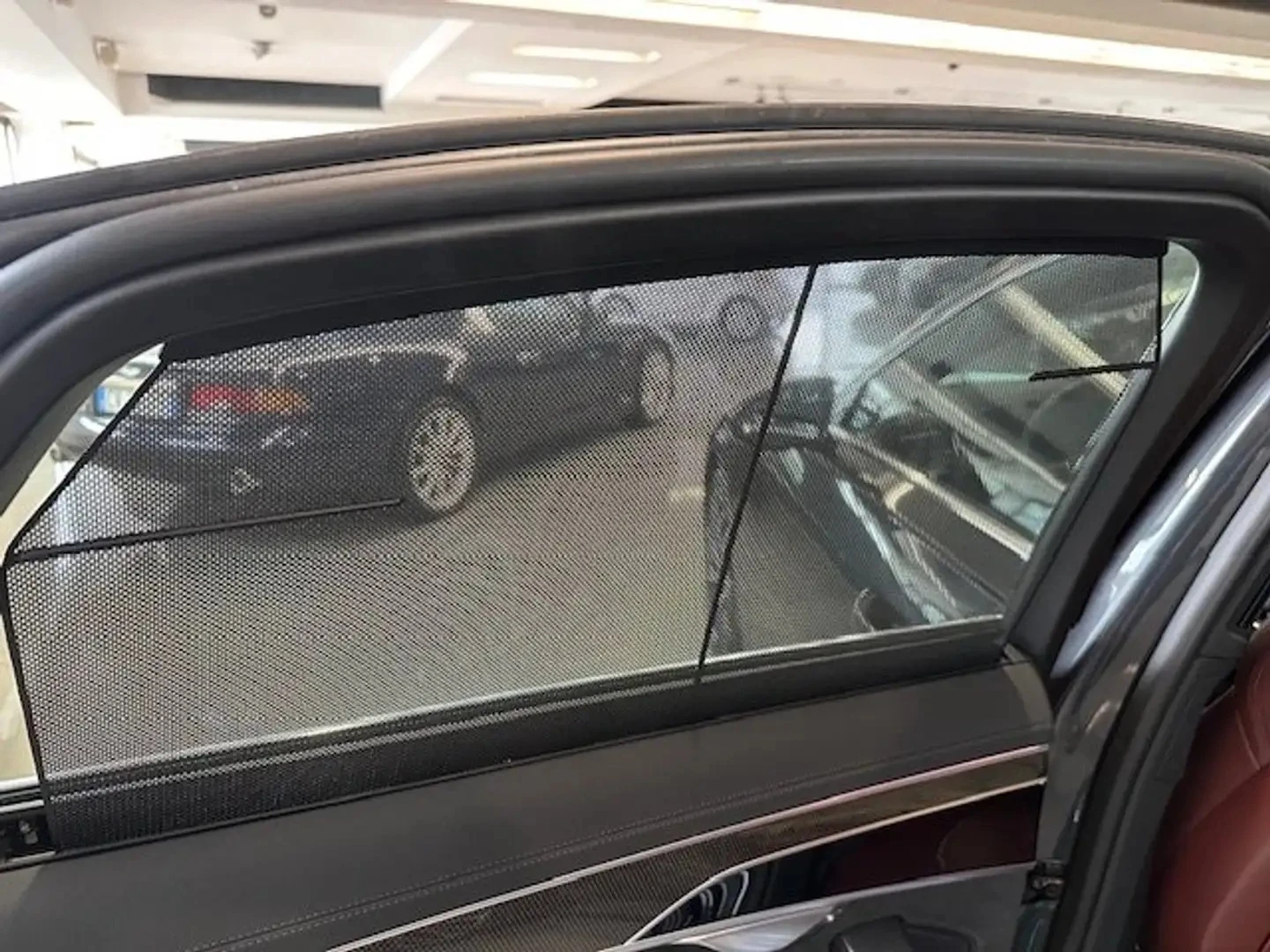 Audi A8 55TFSI V6 Quattro - изображение 9