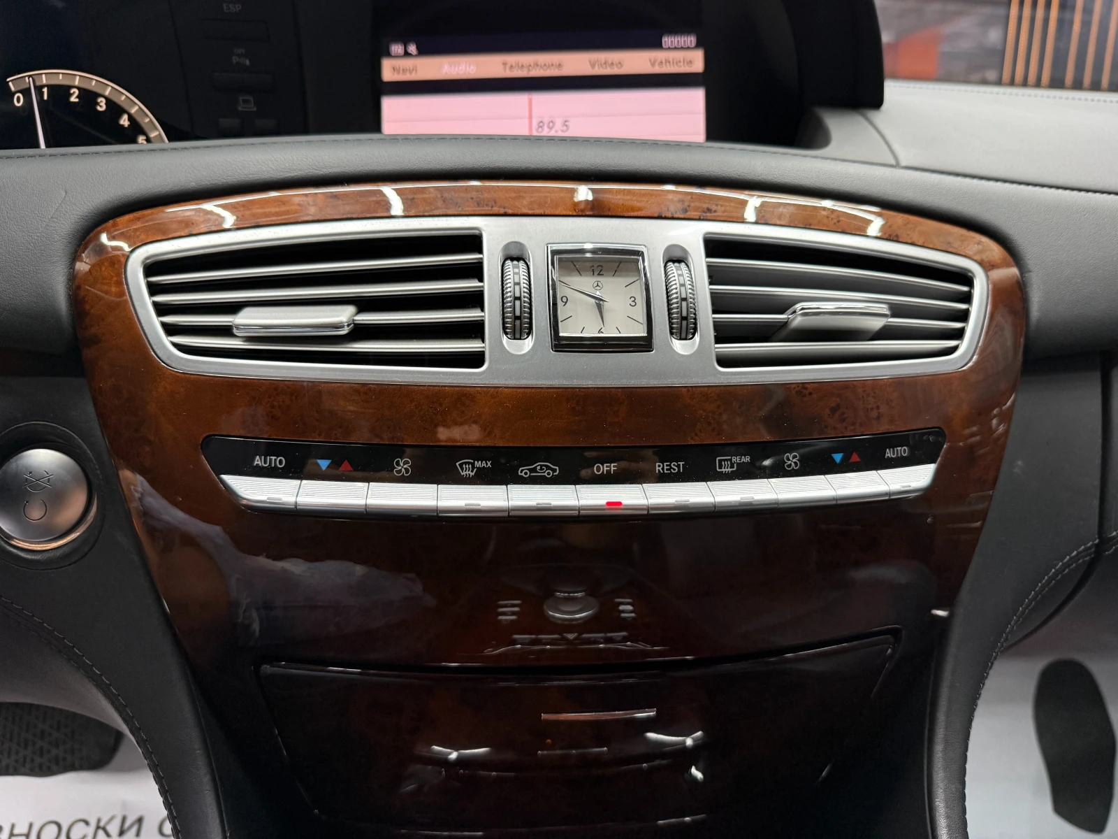 Mercedes-Benz CL 500 5.5i 388 к.с./ГАРАНЦИЯ/БАРТЕР/ЛИЗИНГ/КОМЕНТАР, снимка 11 - Автомобили и джипове - 52248105