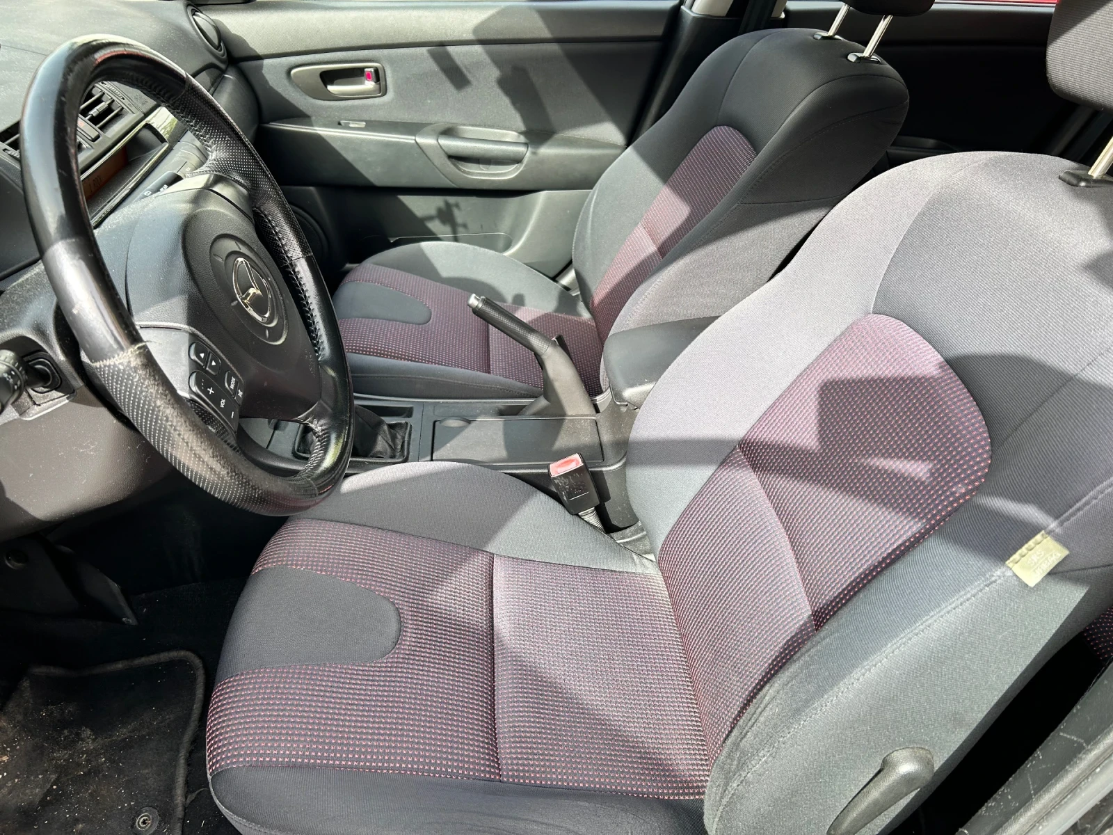 Mazda 3  - изображение 8