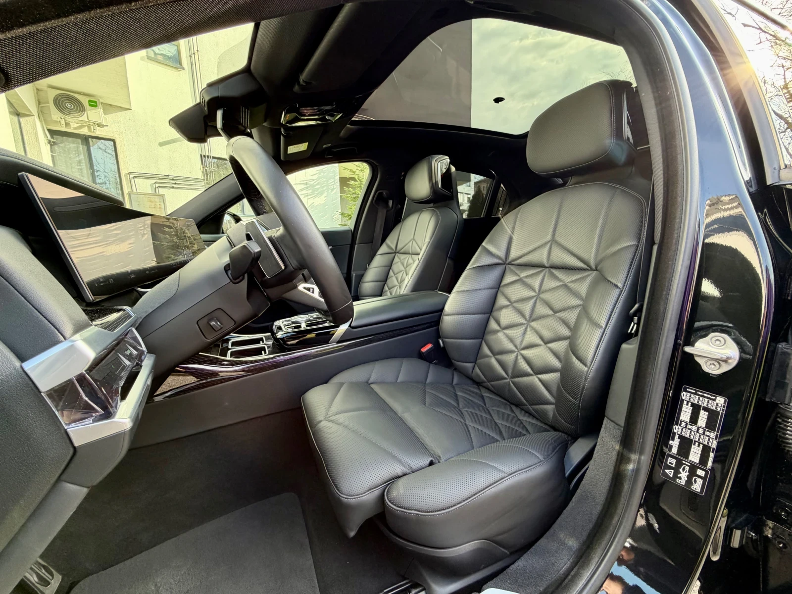 BMW 740 X-Drive M, снимка 12 - Автомобили и джипове - 54047366