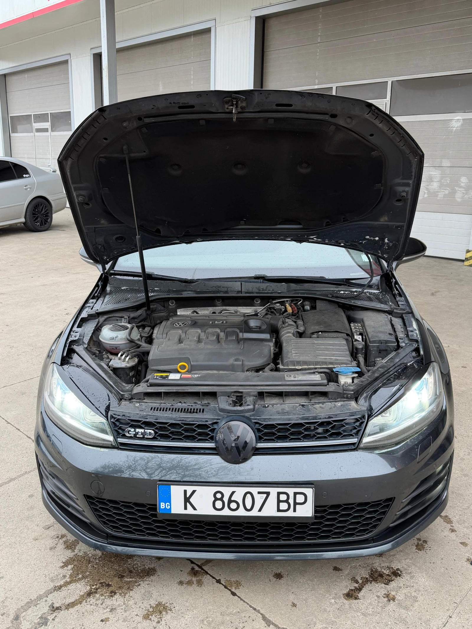 VW Golf, снимка 5 - Автомобили и джипове - 54477079
