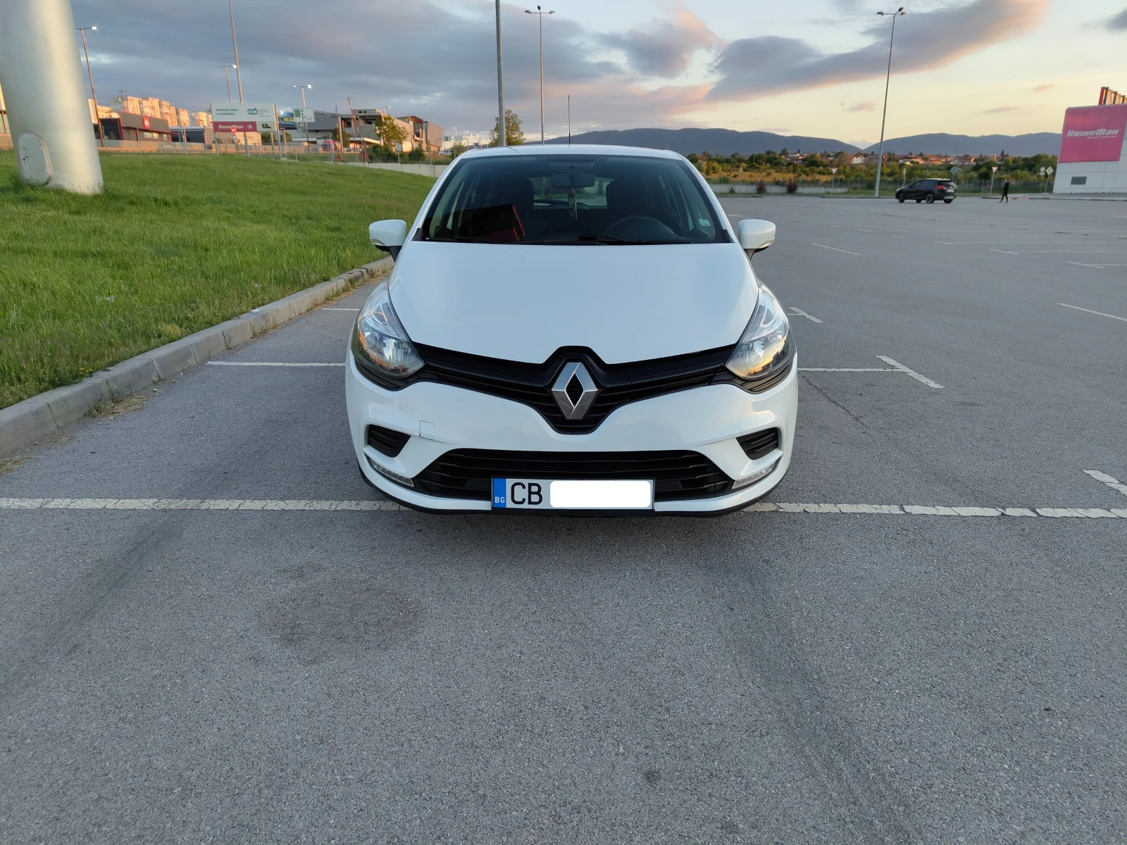 Renault Clio N1, снимка 2 - Автомобили и джипове - 54598526