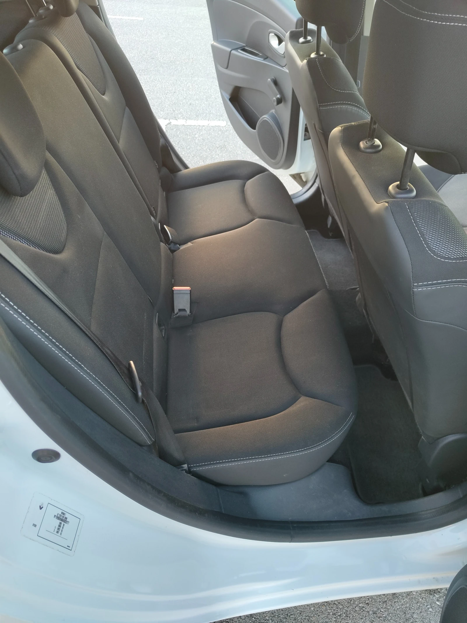 Renault Clio N1, снимка 11 - Автомобили и джипове - 54598526
