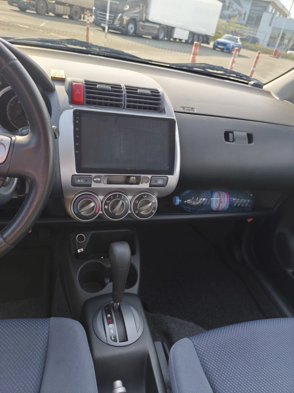 Honda Jazz, снимка 6 - Автомобили и джипове - 54688161