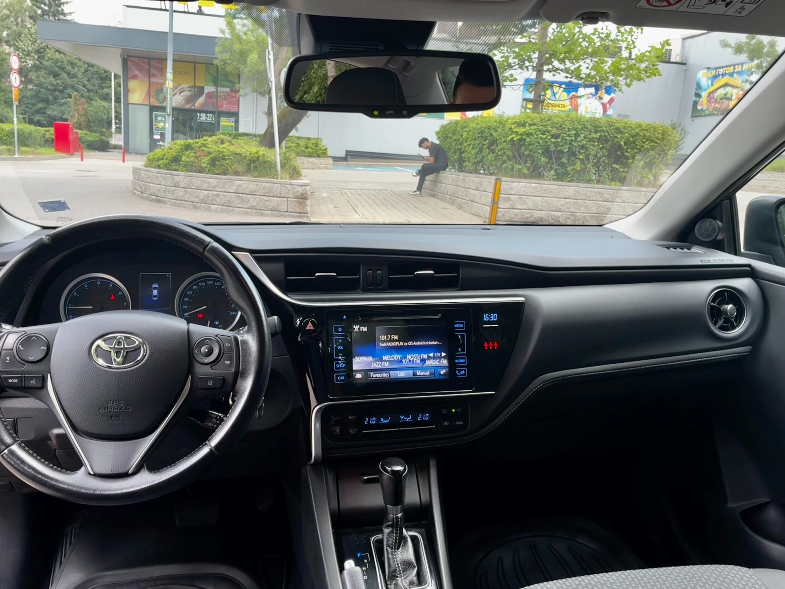 Toyota Corolla, снимка 4 - Автомобили и джипове - 54983033