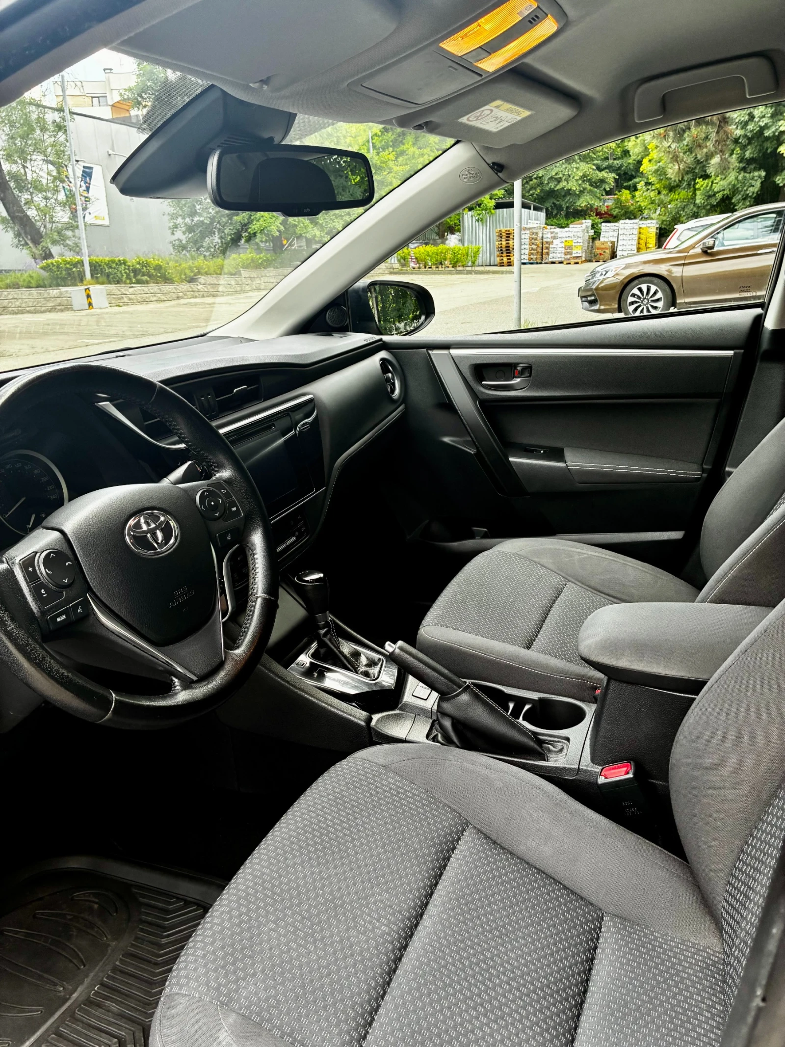 Toyota Corolla, снимка 5 - Автомобили и джипове - 54983033