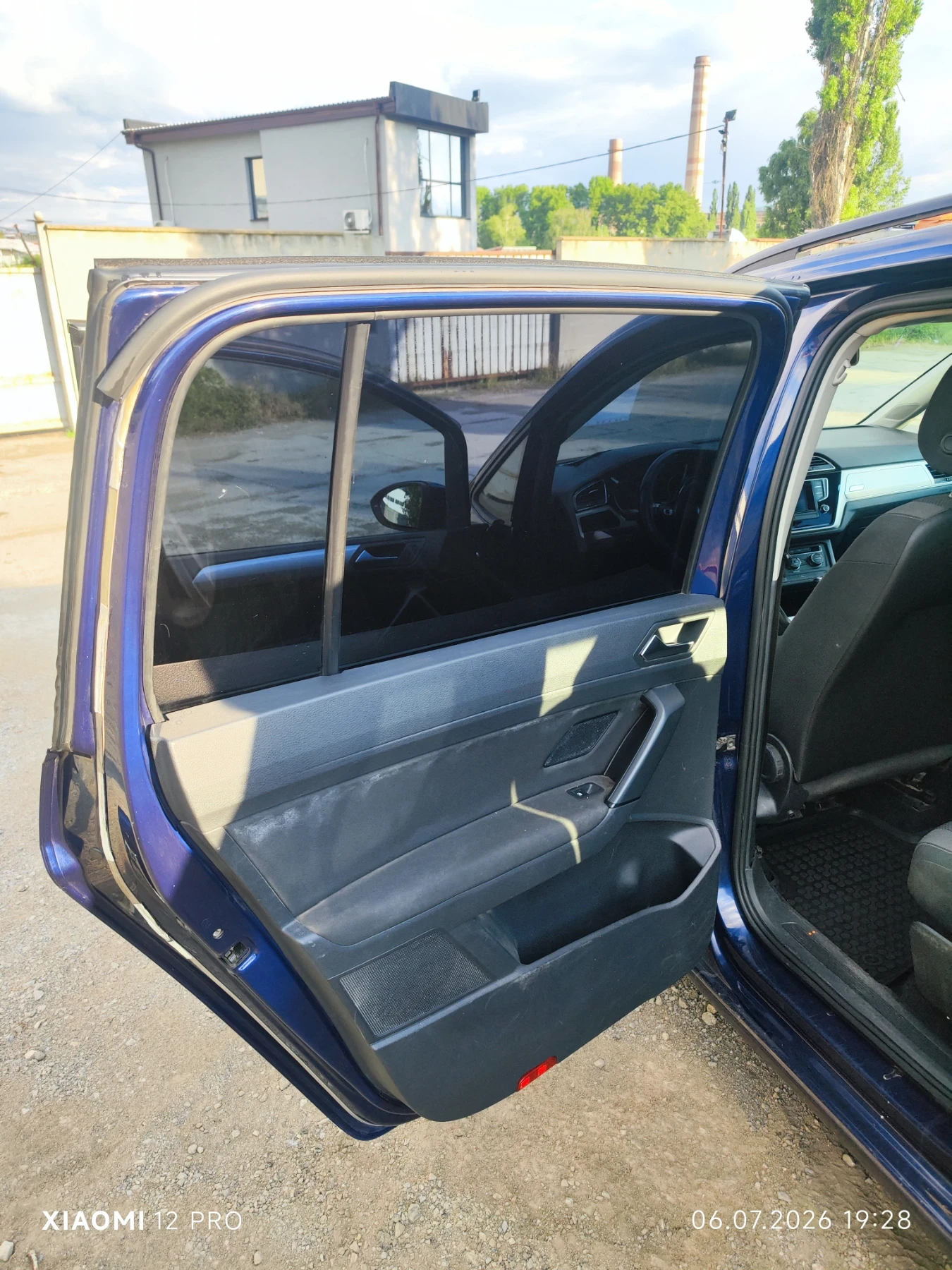 VW Touran Touran, снимка 16 - Автомобили и джипове - 55220672