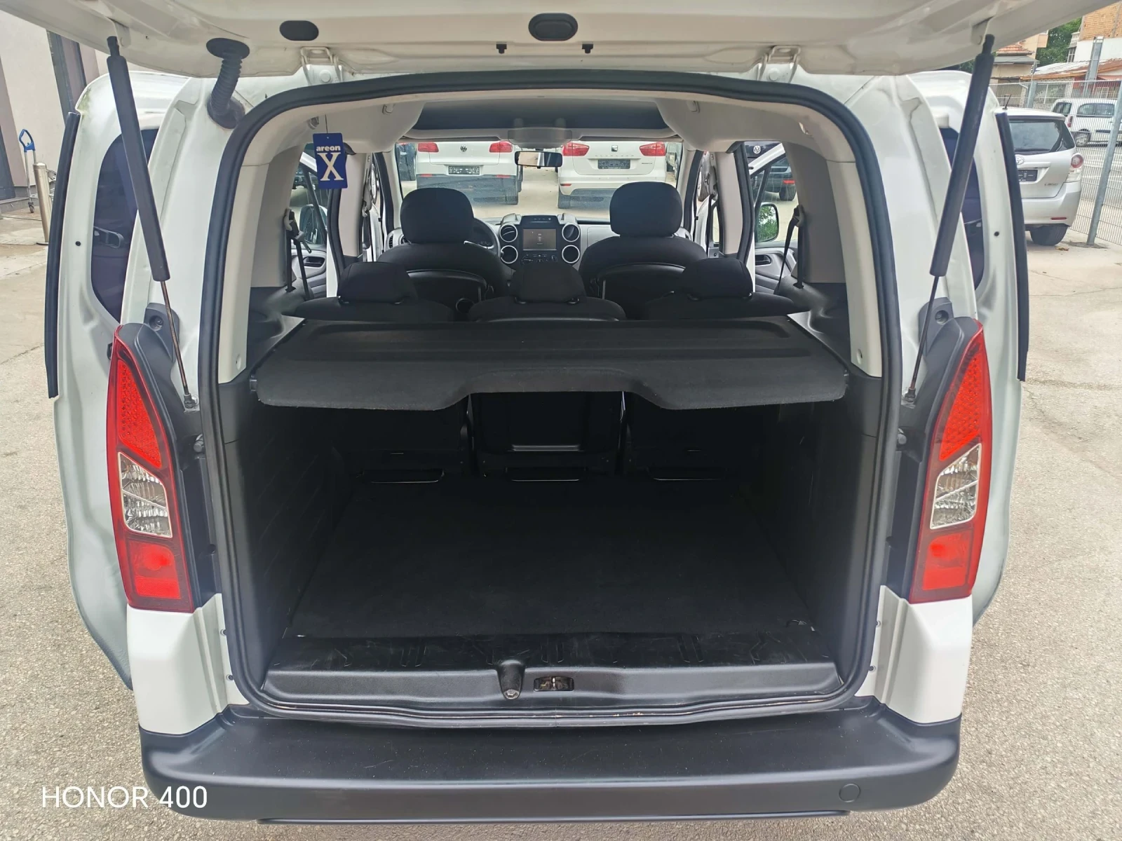 Peugeot Partner Нов внос, снимка 8 - Автомобили и джипове - 55433095