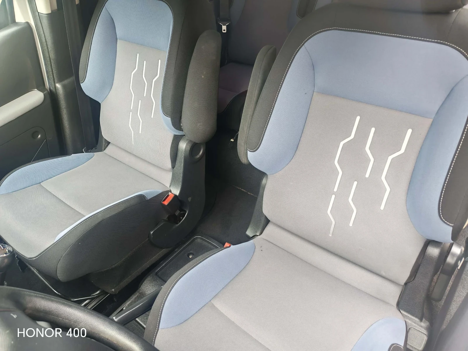 Peugeot Partner Нов внос, снимка 15 - Автомобили и джипове - 55433095