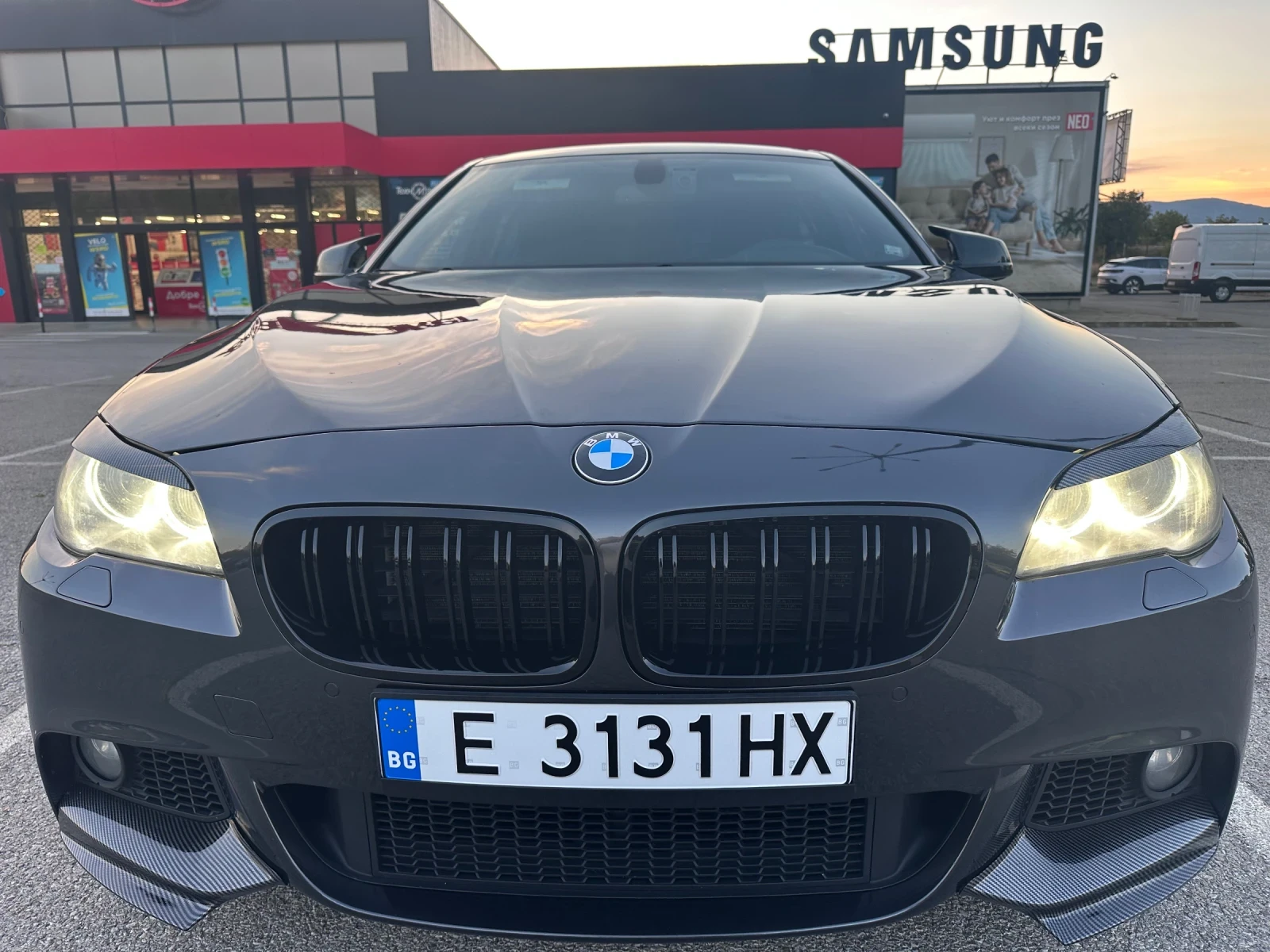 BMW 535 XDRIVE* FULL M PACK* ПОДГРЕВИ* КАМЕРА* ШИБЕДАХ, снимка 2 - Автомобили и джипове - 56074507