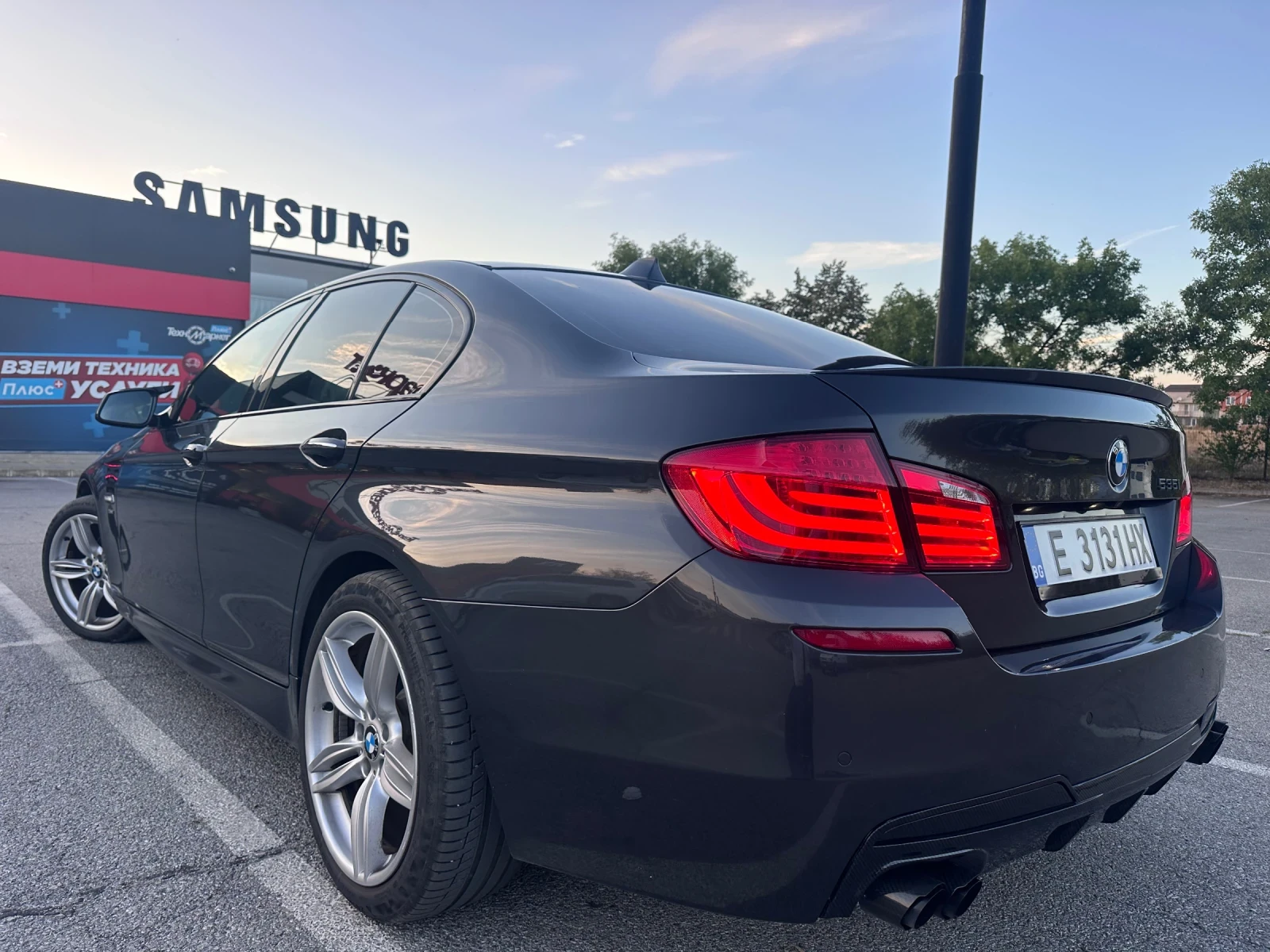 BMW 535 XDRIVE* FULL M PACK* ПОДГРЕВИ* КАМЕРА* ШИБЕДАХ, снимка 9 - Автомобили и джипове - 56074507
