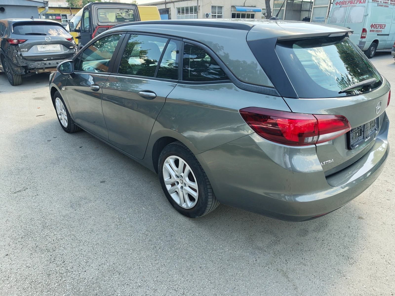 Opel Astra, снимка 14 - Автомобили и джипове - 55667086