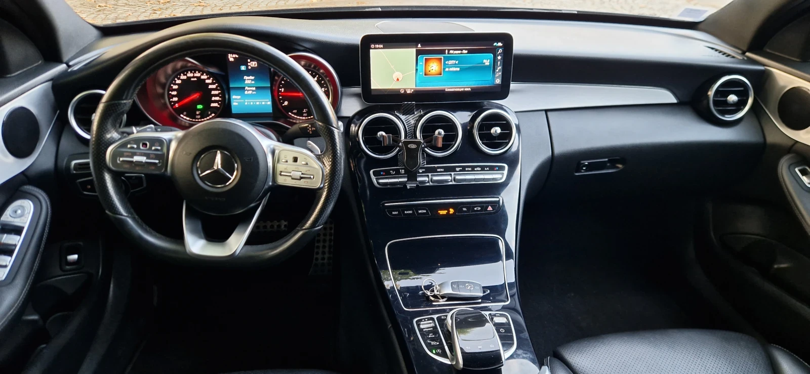 Mercedes-Benz C 220 220d 4MATIC , снимка 15 - Автомобили и джипове - 56075766