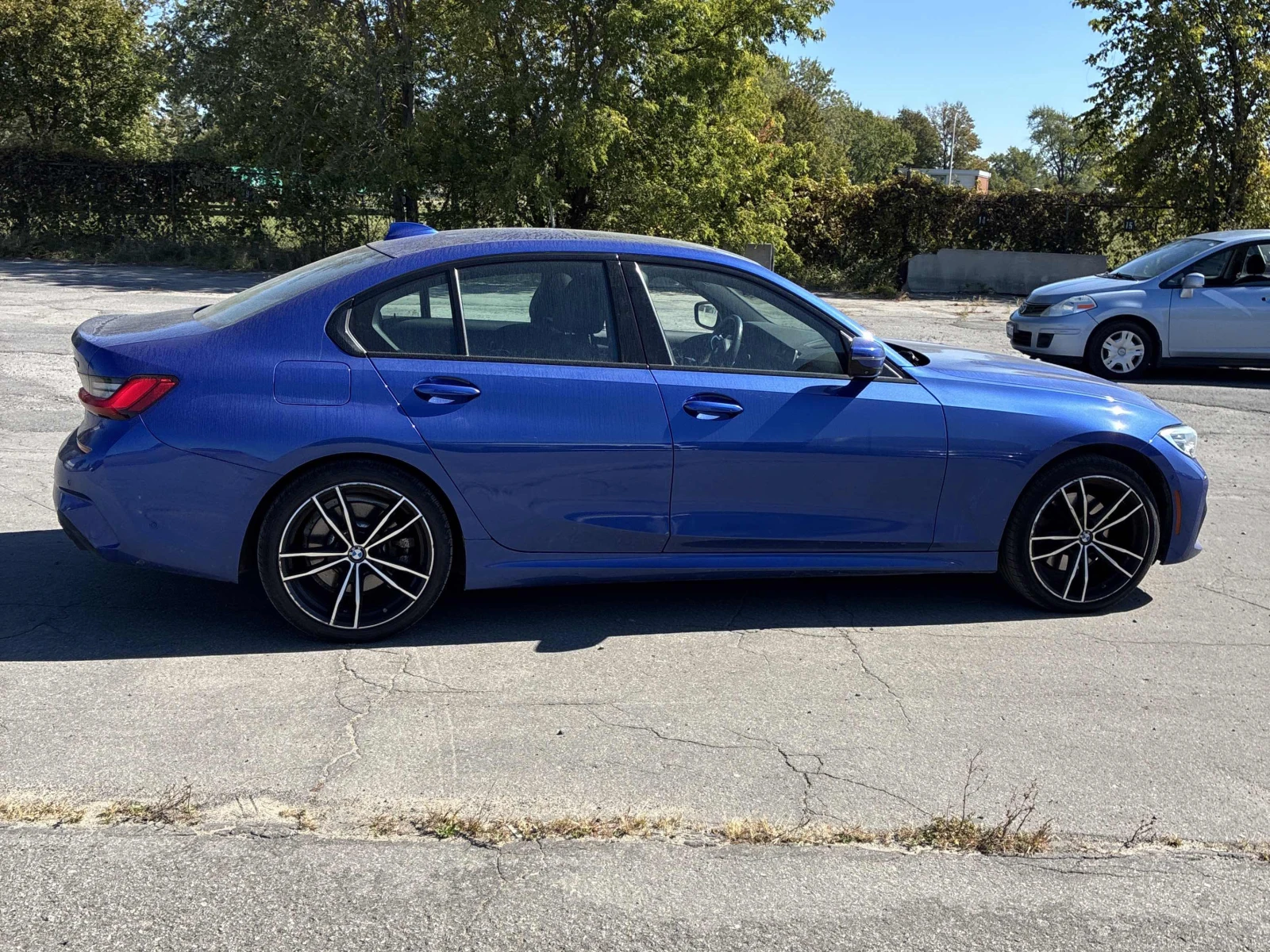 BMW 330 xDrive / АВТОКРЕДИТ, снимка 4 - Автомобили и джипове - 56228371