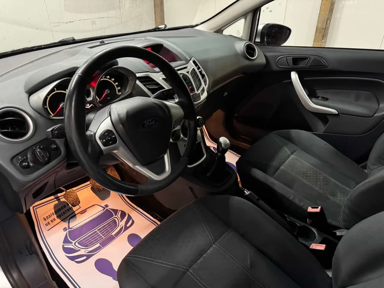 Ford Fiesta, снимка 7 - Автомобили и джипове - 56245984