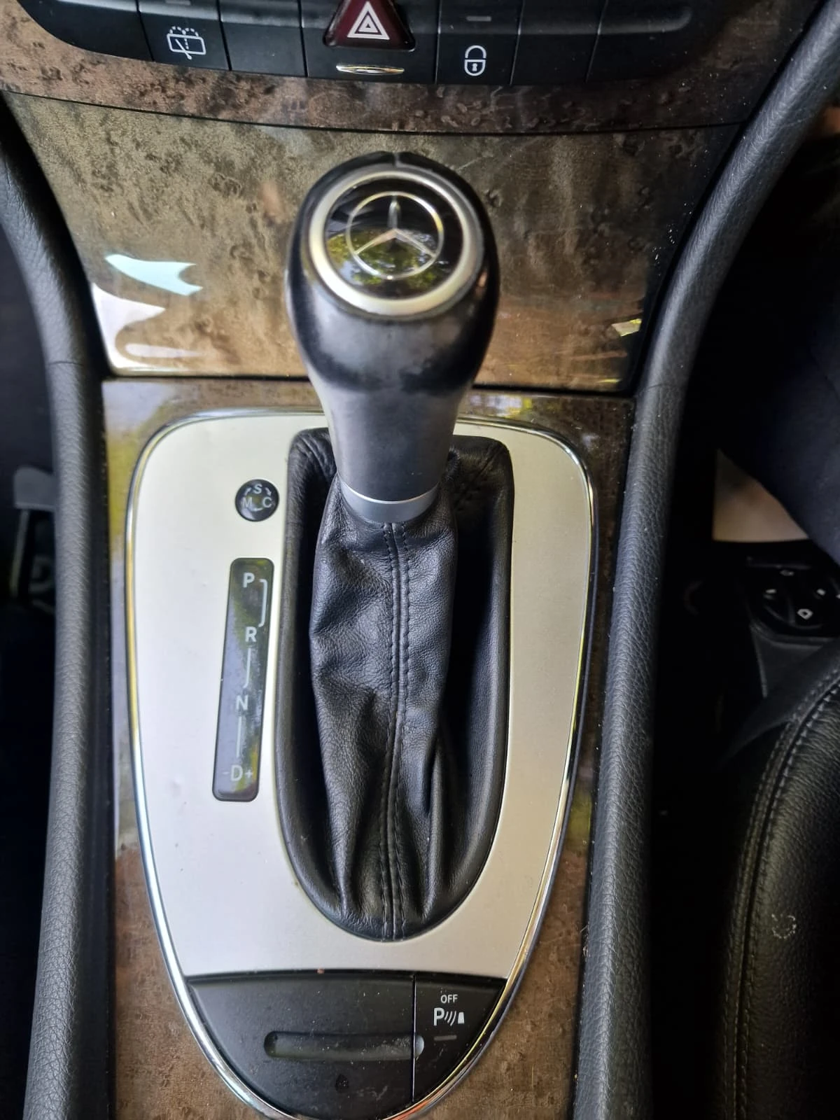 Mercedes-Benz E 320, снимка 14 - Автомобили и джипове - 56608675