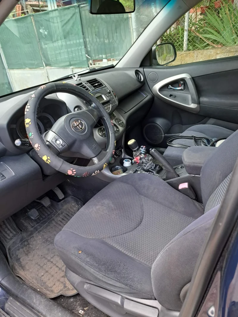 Toyota Rav4 2.2, снимка 7 - Автомобили и джипове - 47843213