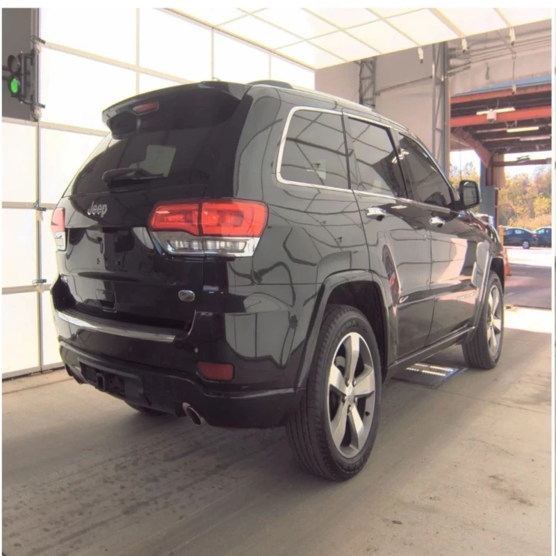 Jeep Grand cherokee 5.7 Hemi 8ZF Overland , снимка 5 - Автомобили и джипове - 52172922