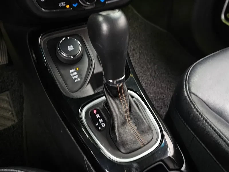 Jeep Compass 2Nd Generation 2.4 Limited Awd, снимка 9 - Автомобили и джипове - 55264063