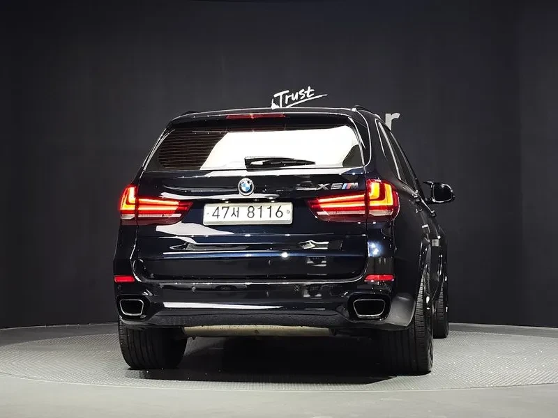 BMW X5 xDrive Mpack 50D, снимка 4 - Автомобили и джипове - 56254120