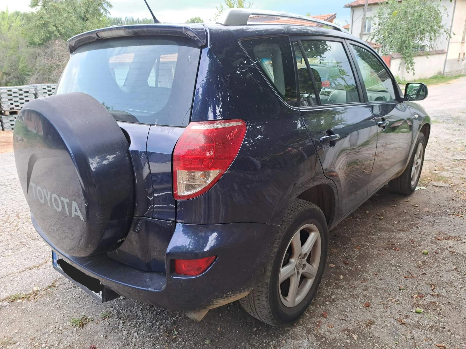 Toyota Rav4 2.2 - изображение 4