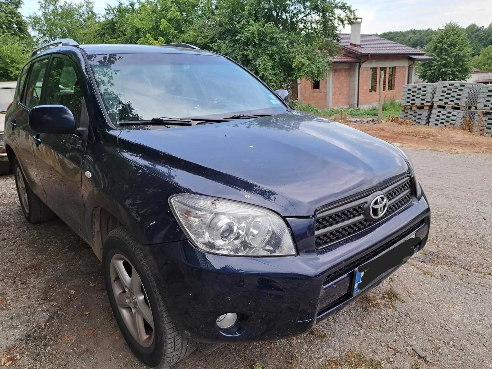 Toyota Rav4 2.2 - изображение 2