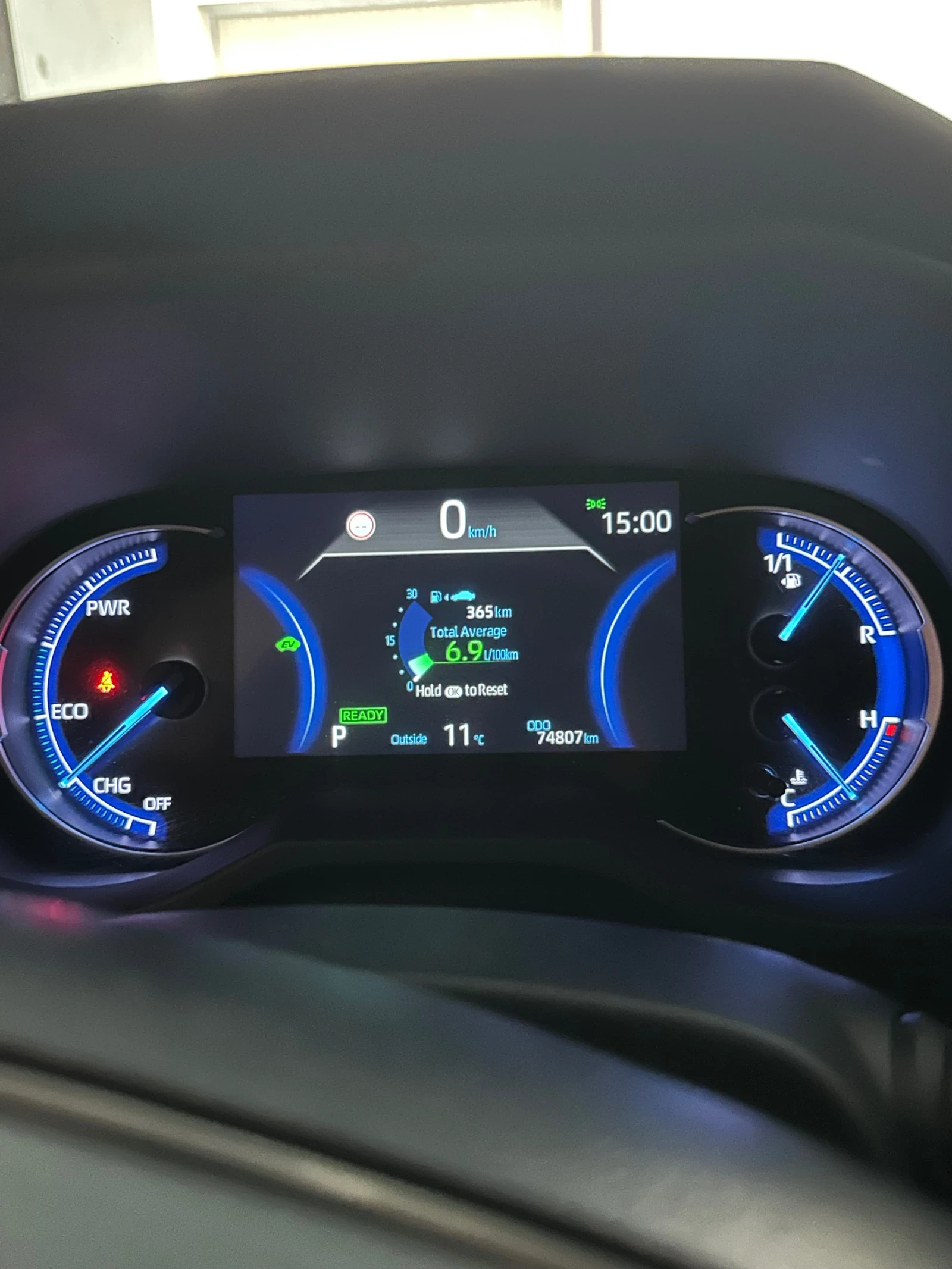 Toyota Rav4 HYBRID 4x4 ГАРАНЦИОННА ! - изображение 9