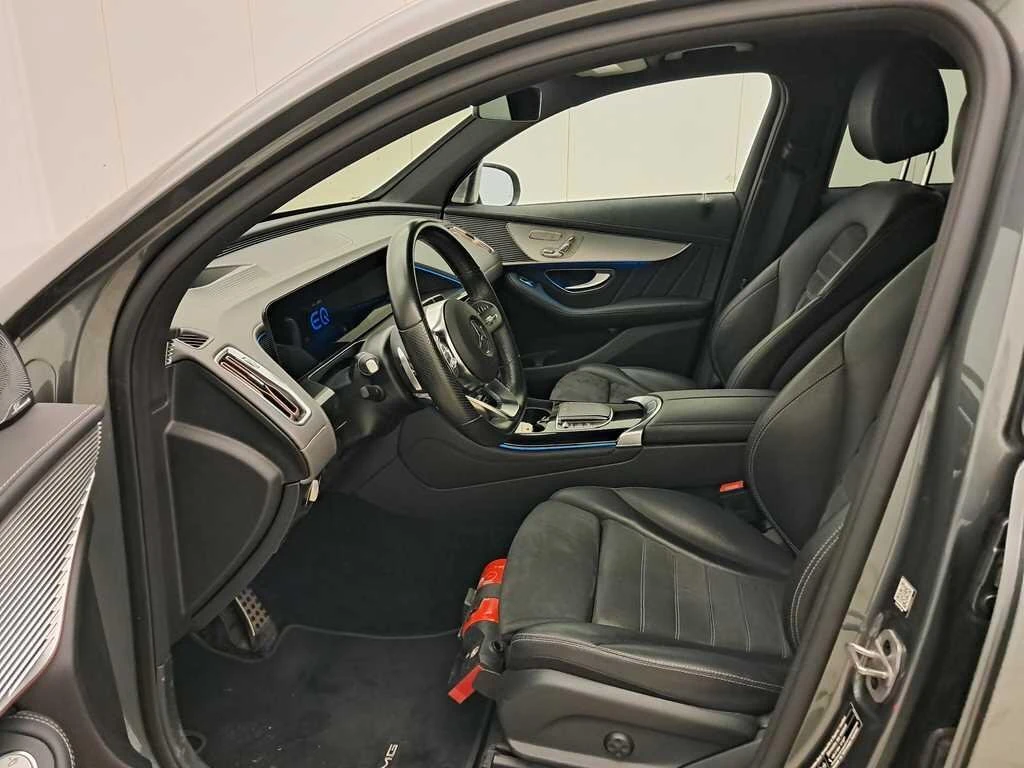 Mercedes-Benz EQC Mercedes-Benz EQC 400 AMG Line  - изображение 6