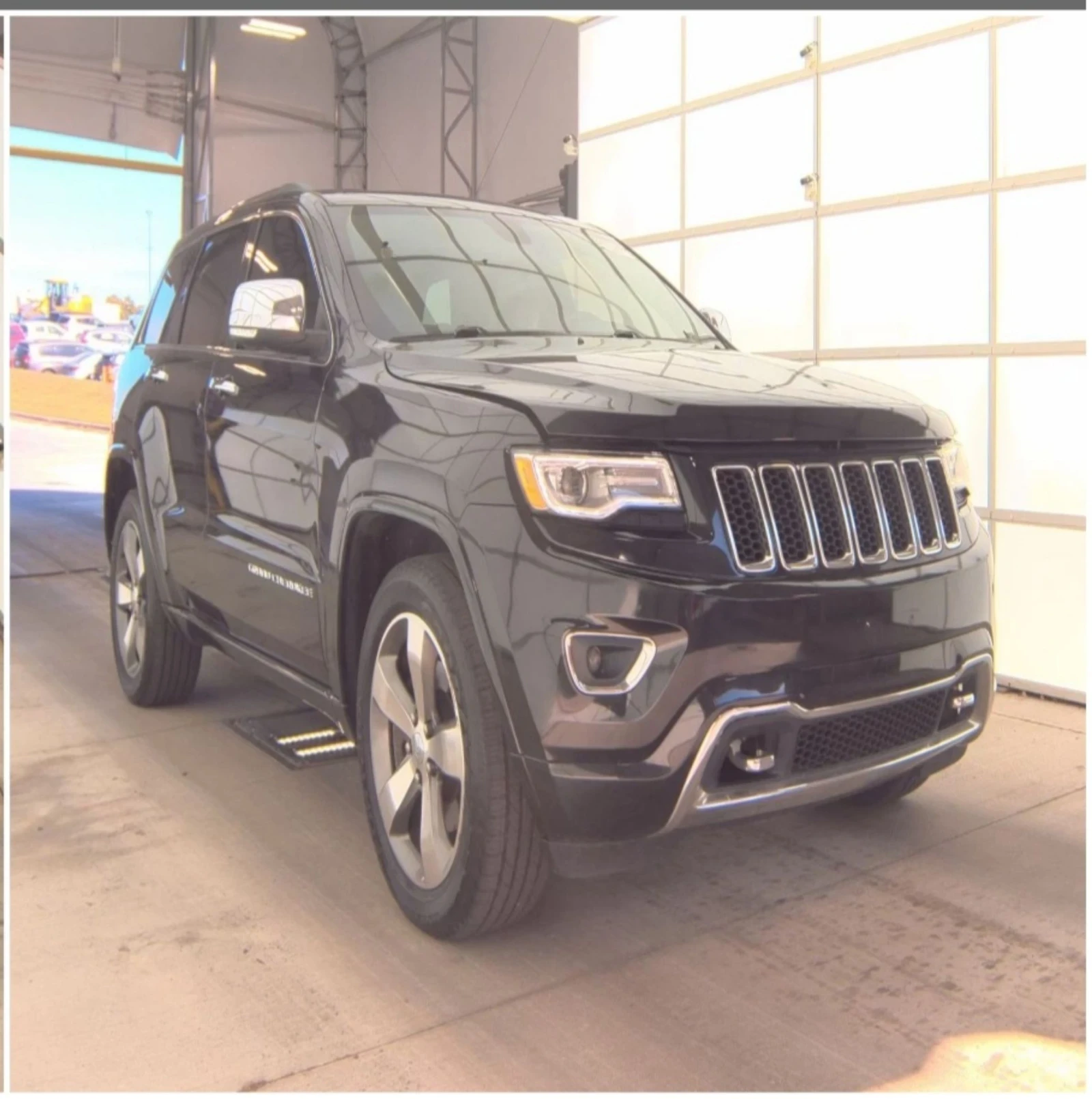 Jeep Grand cherokee 5.7 Hemi 8ZF Overland  - изображение 2