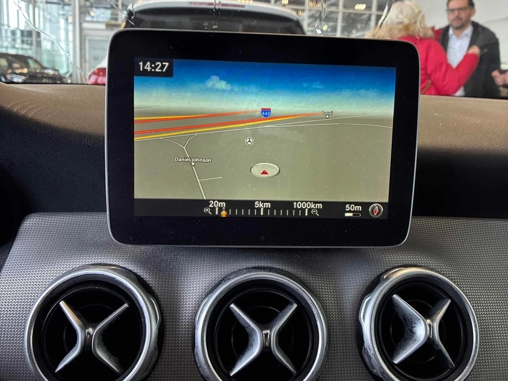 Mercedes-Benz GLA 250 * 4MATIC AWD * CARFAX * ��������� ������� | Mobile.bg � ����������� 9