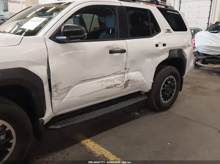 Toyota 4runner 2.4l Trd Off Road Premium, снимка 6 - Автомобили и джипове - 54108632