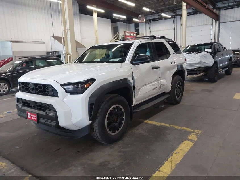 Toyota 4runner 2.4l Trd Off Road Premium, снимка 2 - Автомобили и джипове - 54108632