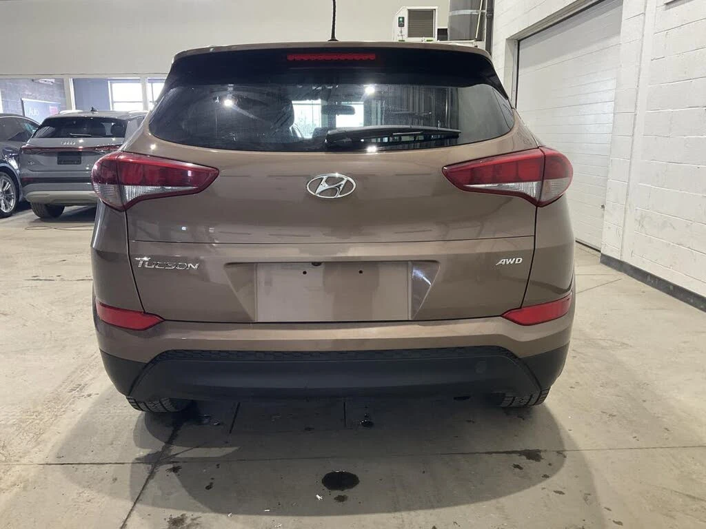 Hyundai Tucson SE* AWD* ПОДГРЕВИ* КАМЕРА* , снимка 5 - Автомобили и джипове - 54136642